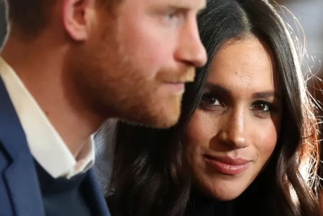 👑  The Sussexes’ Surname Shift: A Royal Tradition Upended  👑