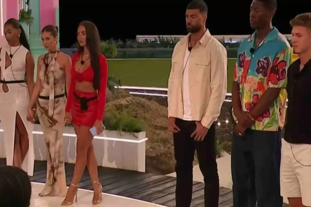 🏝️  Axed Love Island Duo Spark Dating Rumors Amidst House Party Shenanigans  🏝️